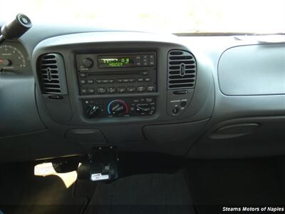2002 Ford F-150 XLT - Photo 29 - Naples, FL 34104