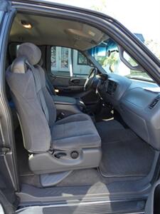 2002 Ford F-150 XLT - Photo 45 - Naples, FL 34104