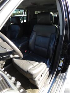 2015 Chevrolet Suburban LTZ   - Photo 39 - Naples, FL 34104