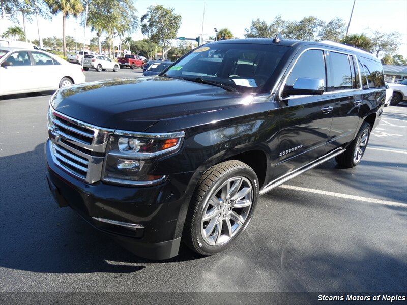 2015 Chevrolet Suburban LTZ photo 3