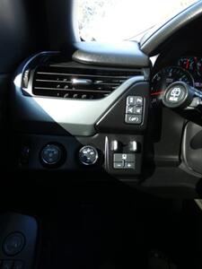 2015 Chevrolet Suburban LTZ   - Photo 25 - Naples, FL 34104