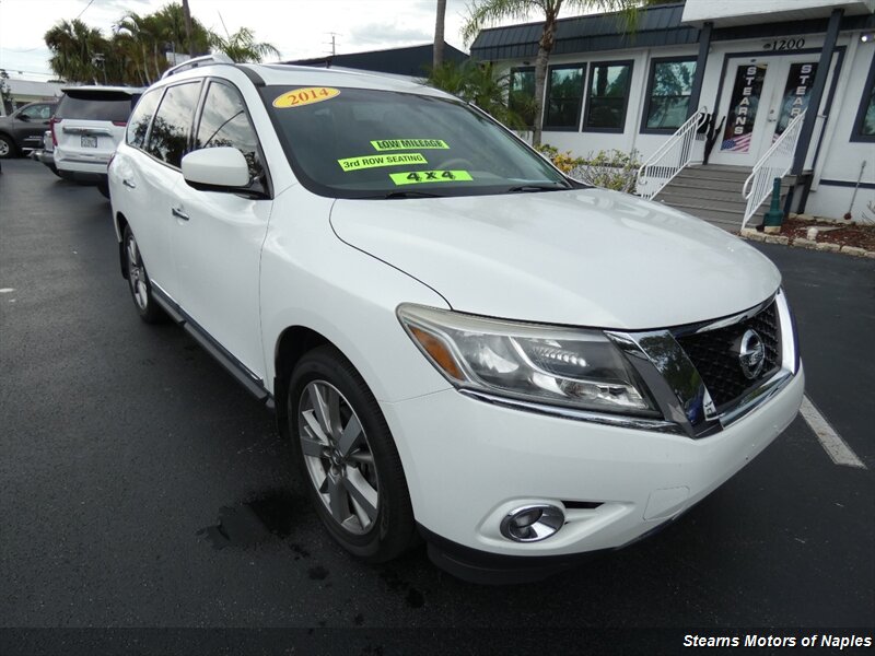 2014 Nissan Pathfinder Platinum  