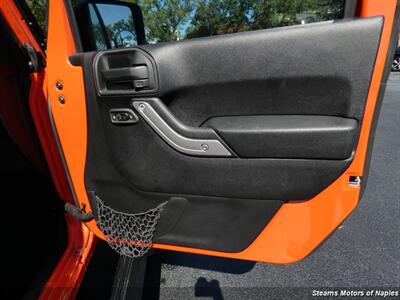 2015 Jeep Wrangler Rubicon   - Photo 51 - Naples, FL 34104