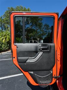 2015 Jeep Wrangler Rubicon   - Photo 46 - Naples, FL 34104