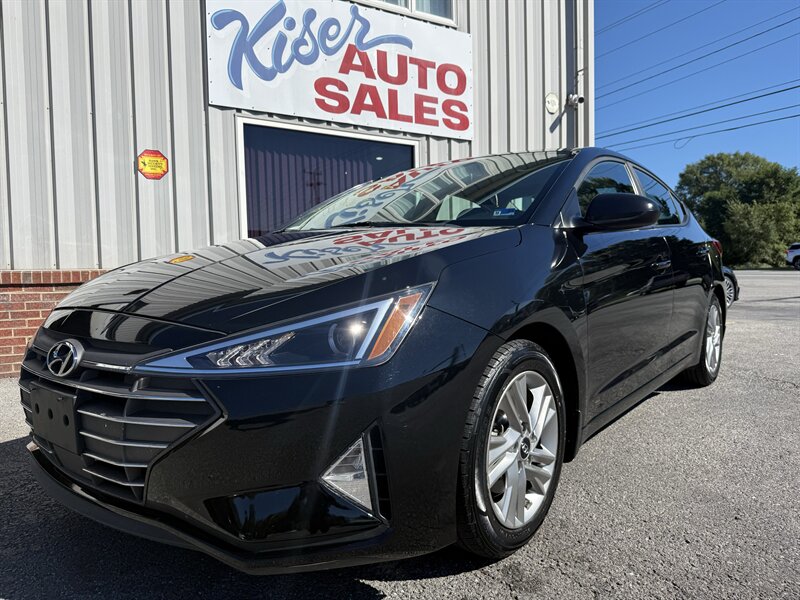 2020 Hyundai ELANTRA SEL   - Photo 1 - Stuarts Draft, VA 24477