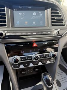 2020 Hyundai ELANTRA SEL - Photo 18 - Stuarts Draft, VA 24477