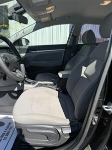 2020 Hyundai ELANTRA SEL - Photo 12 - Stuarts Draft, VA 24477