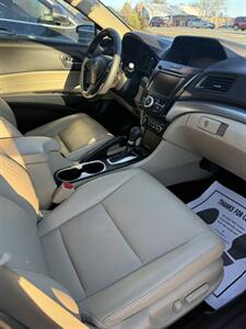 2017 Acura ILX w/Premium - Photo 8 - Stuarts Draft, VA 24477