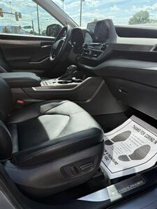 2020 Toyota Highlander Platinum   - Photo 28 - Stuarts Draft, VA 24477