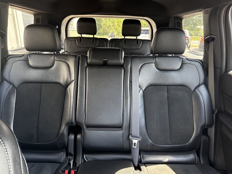 2024 Jeep Grand Cherokee Altitude photo 18