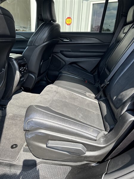 2024 Jeep Grand Cherokee Altitude photo 19
