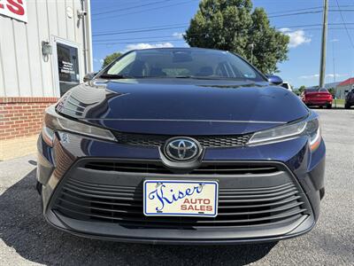 2023 Toyota Corolla LE - Photo 4 - Stuarts Draft, VA 24477