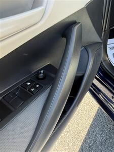 2023 Toyota Corolla LE - Photo 17 - Stuarts Draft, VA 24477