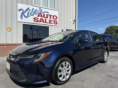 2023 Toyota Corolla LE - Photo 3 - Stuarts Draft, VA 24477