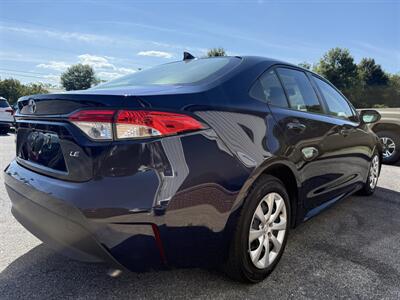 2023 Toyota Corolla LE - Photo 8 - Stuarts Draft, VA 24477