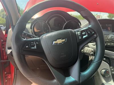 2015 Chevrolet Cruze 1LT Auto   - Photo 15 - Stuarts Draft, VA 24477