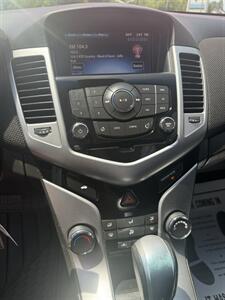 2015 Chevrolet Cruze 1LT Auto   - Photo 16 - Stuarts Draft, VA 24477