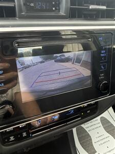 2018 Toyota Corolla LE   - Photo 19 - Stuarts Draft, VA 24477