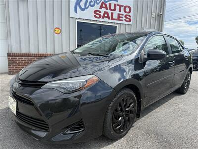 2018 Toyota Corolla LE   - Photo 2 - Stuarts Draft, VA 24477