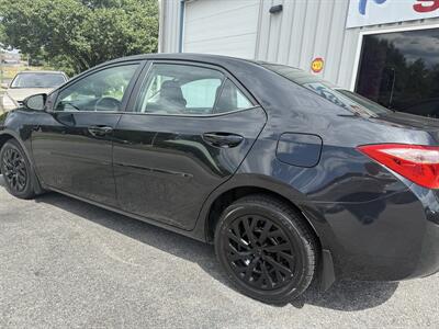 2018 Toyota Corolla LE   - Photo 9 - Stuarts Draft, VA 24477
