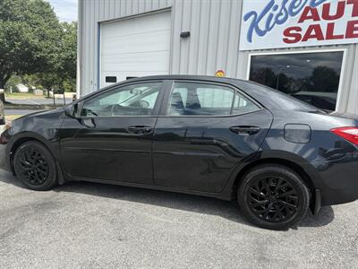 2018 Toyota Corolla LE   - Photo 10 - Stuarts Draft, VA 24477
