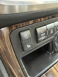 2016 GMC Acadia Denali   - Photo 18 - Stuarts Draft, VA 24477