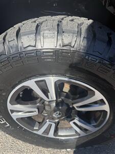2019 Toyota Tacoma TRD SPORT - Photo 12 - Stuarts Draft, VA 24477