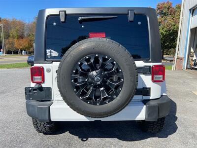 2016 Jeep Wrangler Sahara   - Photo 10 - Stuarts Draft, VA 24477