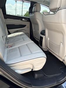 2017 Jeep Grand Cherokee Summit   - Photo 34 - Stuarts Draft, VA 24477