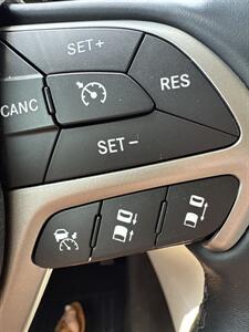 2017 Jeep Grand Cherokee Summit   - Photo 23 - Stuarts Draft, VA 24477