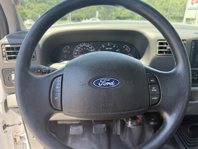 2003 Ford F-250 XL   - Photo 16 - Stuarts Draft, VA 24477