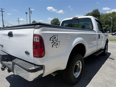 2003 Ford F-250 XL   - Photo 8 - Stuarts Draft, VA 24477