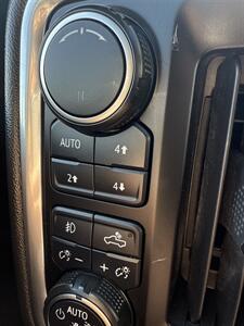 2019 Chevrolet Silverado 1500 LTZ   - Photo 18 - Stuarts Draft, VA 24477