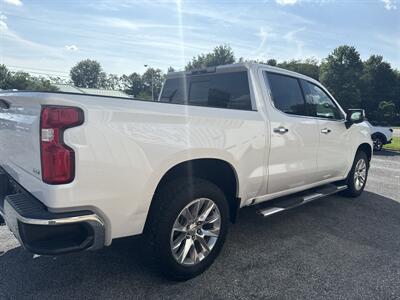 2019 Chevrolet Silverado 1500 LTZ   - Photo 6 - Stuarts Draft, VA 24477