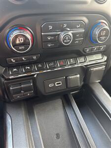 2019 Chevrolet Silverado 1500 LTZ   - Photo 22 - Stuarts Draft, VA 24477