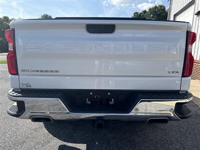 2019 Chevrolet Silverado 1500 LTZ   - Photo 8 - Stuarts Draft, VA 24477