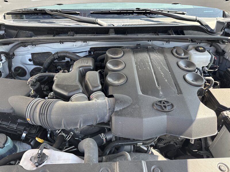 2024 Toyota 4Runner TRD Off-Road photo 28