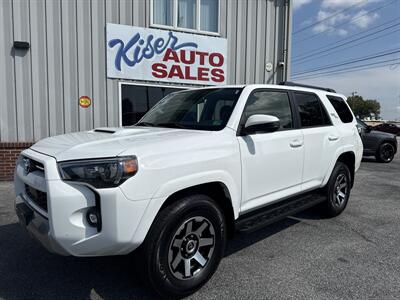 2024 Toyota 4Runner TRD Off-Road   - Photo 2 - Stuarts Draft, VA 24477