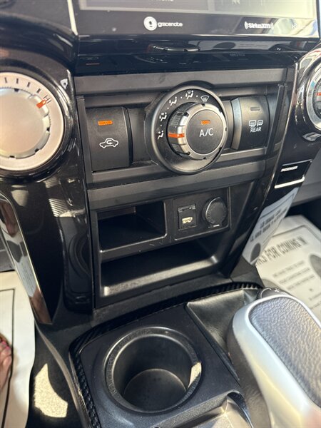 2024 Toyota 4Runner TRD Off-Road photo 23