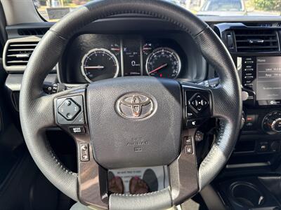 2024 Toyota 4Runner TRD Off-Road   - Photo 16 - Stuarts Draft, VA 24477