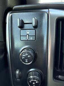 2015 Chevrolet Silverado 1500 LTZ   - Photo 19 - Stuarts Draft, VA 24477