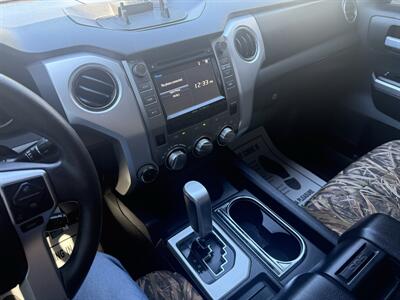 2016 Toyota Tundra SR5 - Photo 21 - Stuarts Draft, VA 24477