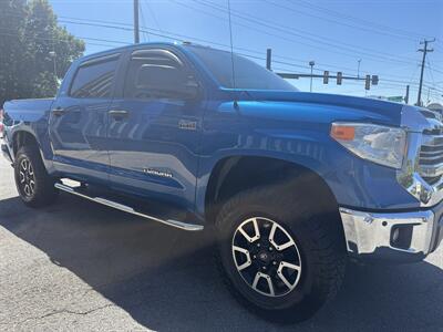2016 Toyota Tundra SR5 - Photo 6 - Stuarts Draft, VA 24477