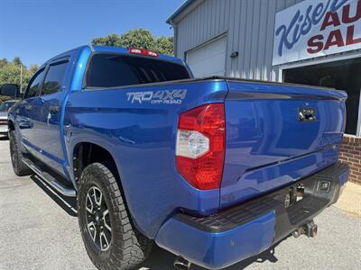 2016 Toyota Tundra SR5 - Photo 12 - Stuarts Draft, VA 24477