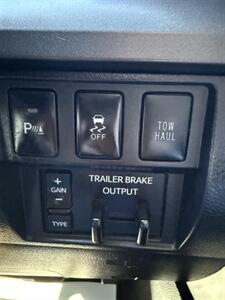 2016 Toyota Tundra SR5 - Photo 29 - Stuarts Draft, VA 24477