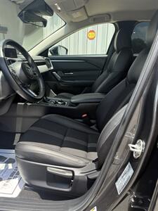2024 Mazda CX-50 2.5 S Select   - Photo 15 - Stuarts Draft, VA 24477