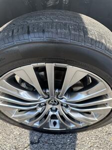 2021 Toyota Venza XLE   - Photo 13 - Stuarts Draft, VA 24477