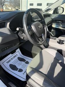 2021 Toyota Venza XLE   - Photo 15 - Stuarts Draft, VA 24477