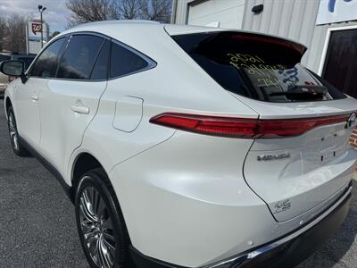 2021 Toyota Venza XLE   - Photo 10 - Stuarts Draft, VA 24477