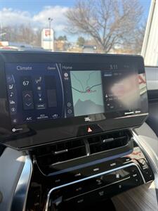 2021 Toyota Venza XLE   - Photo 19 - Stuarts Draft, VA 24477